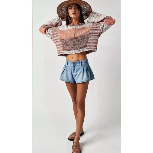 We the Free Free People Blue Bell Pleated Shorts Size 28 - Picture 1 of 7